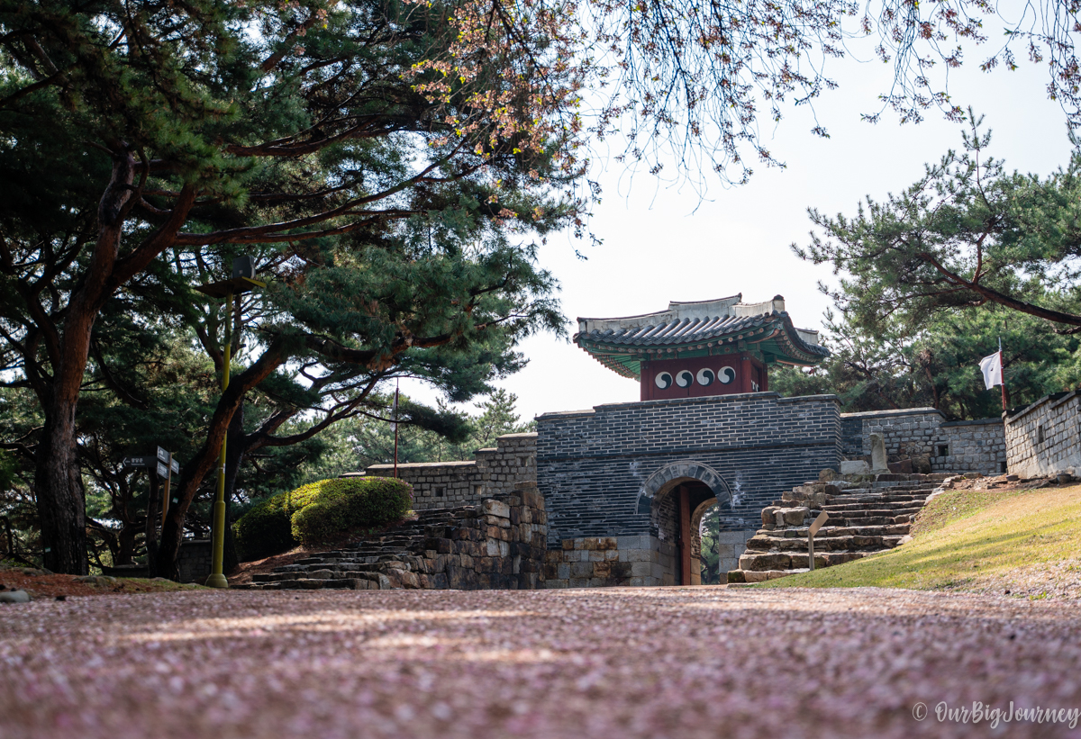 Suwon, South Korea: Impressive fortress is like a mini Great Wall